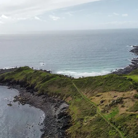 Journeys End With Stunning Sea Views From The Headland Holiday home *