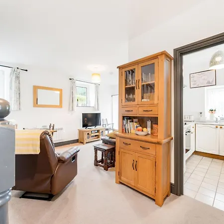 Journeys End With Stunning Sea Views From The Headland